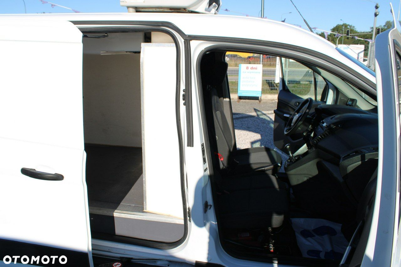Ford Transit Connect - 22