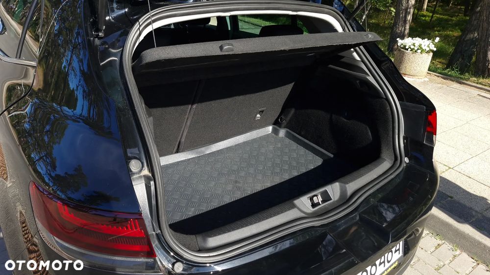 Renault Megane 1.3 TCe FAP Zen - 8
