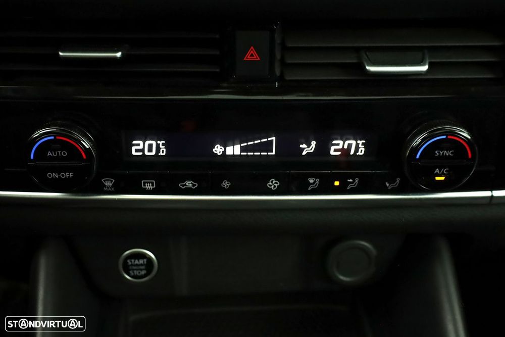 Nissan Qashqai 1.3 DIG-T N-Connecta LED Xtronic - 13