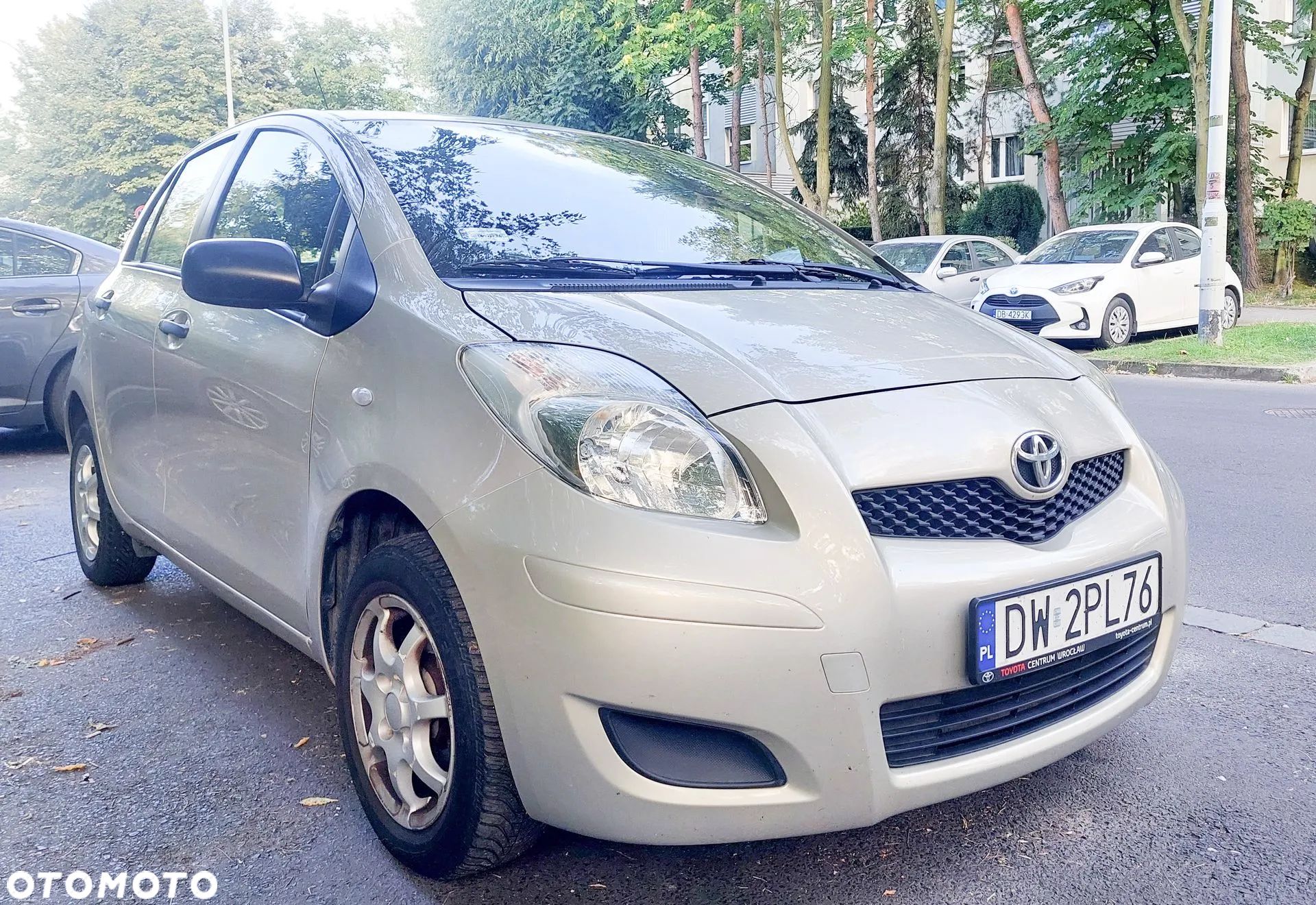 Toyota Yaris 1.0 Luna - 1