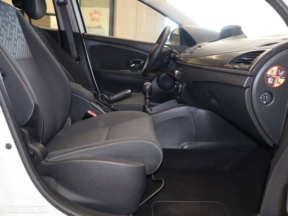 Renault Mégane Sport Tourer ENERGY dCi 110 Start & Stopp Expression - 15