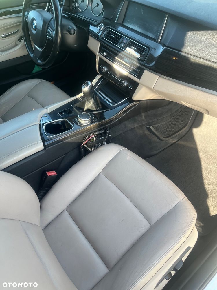 BMW Seria 5 520d Luxury Line - 7