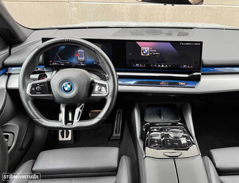 BMW 530 e Pack Desportivo M - 7