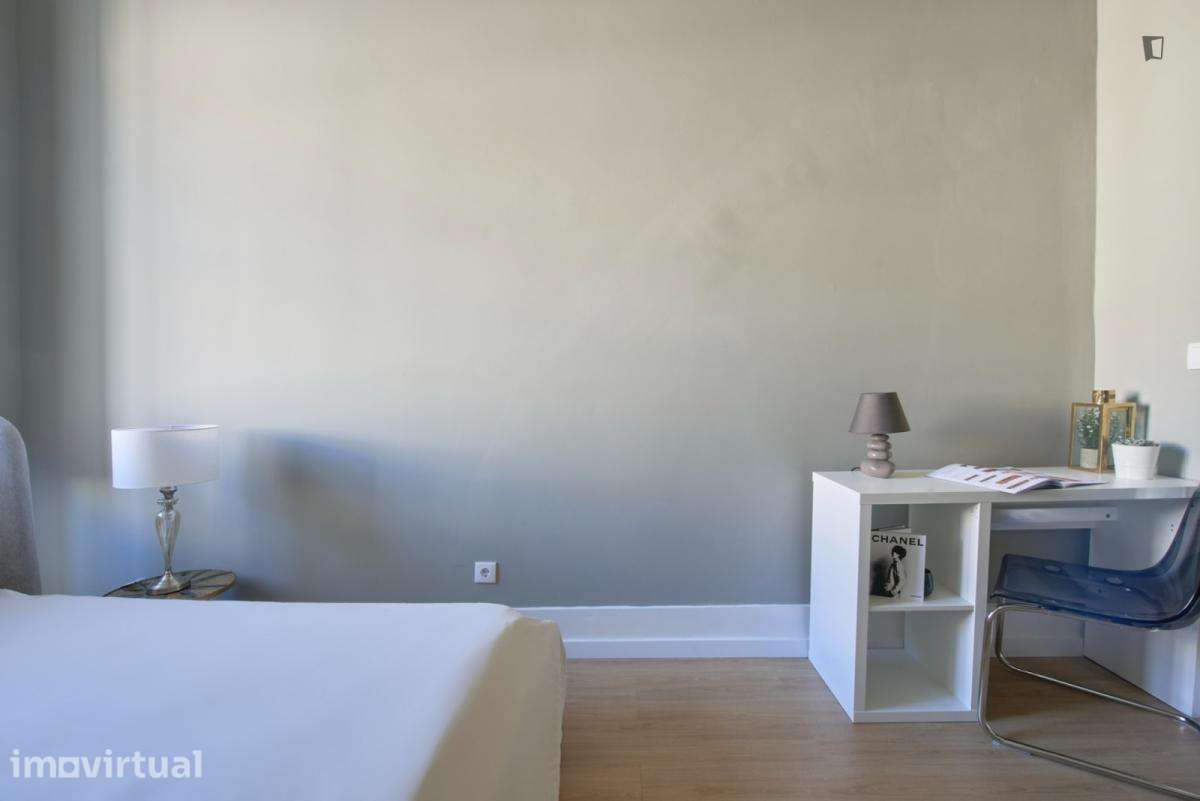 Quarto - localizado em Cais do Sodré Lisbon - Grande imagem: 4/16