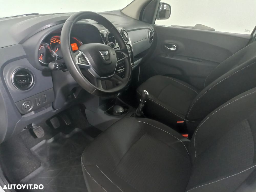 Dacia Lodgy 1.5 Blue dCi Laureate - 13
