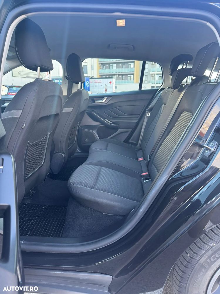 Ford Focus 1.5 EcoBlue Start-Stopp-System COOL&CONNECT - 7