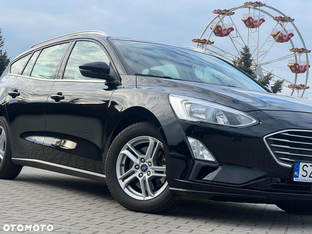 Ford Focus SW 1.0 EcoBoost Titanium - 4