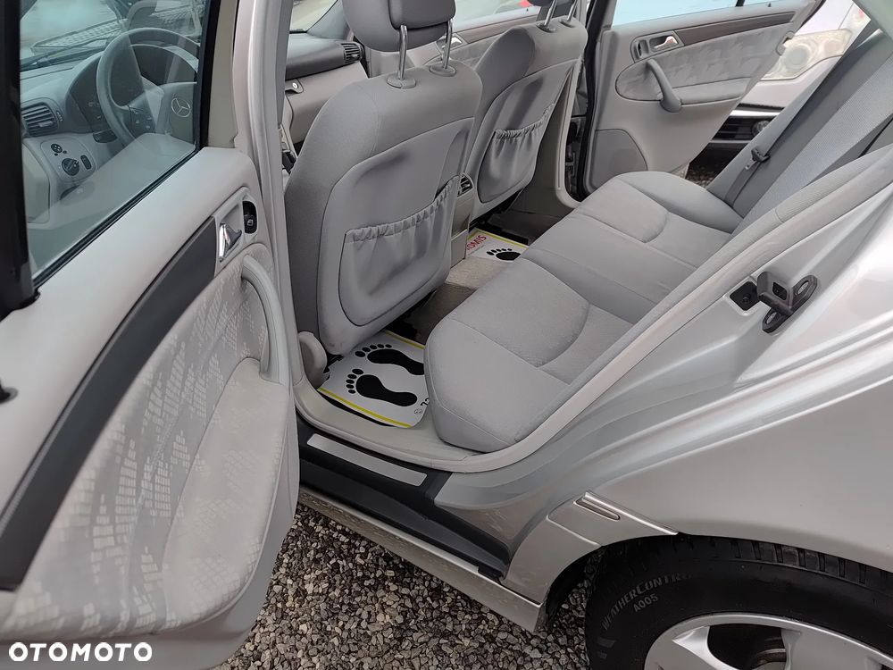 Mercedes-Benz Klasa C - 17