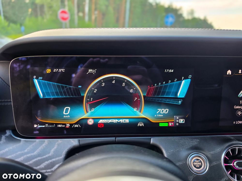 Mercedes-Benz AMG GT 53 4Matic+ 4D Speedshift TCT 9G - 40