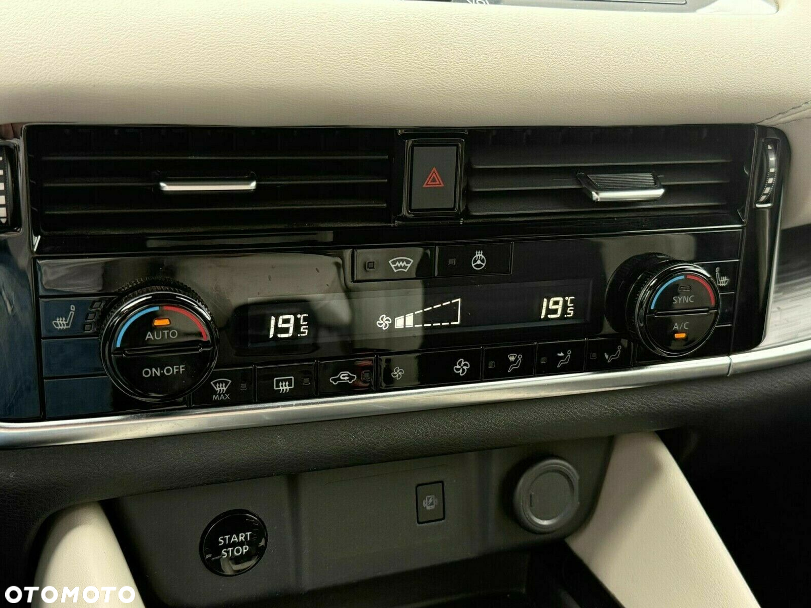Nissan Qashqai - 21