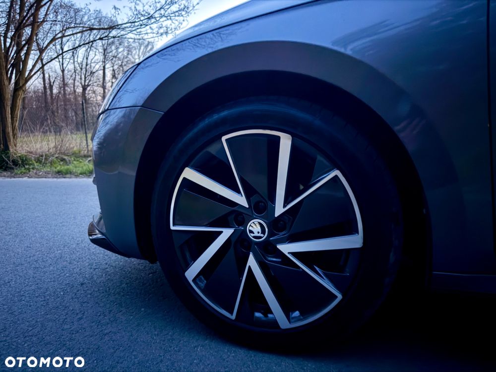 Skoda Octavia 1.5 TSI mHEV Sportline DSG - 18