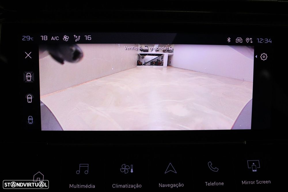Peugeot 308 1.5 BlueHDi Allure Pack EAT8 — fotografia 27