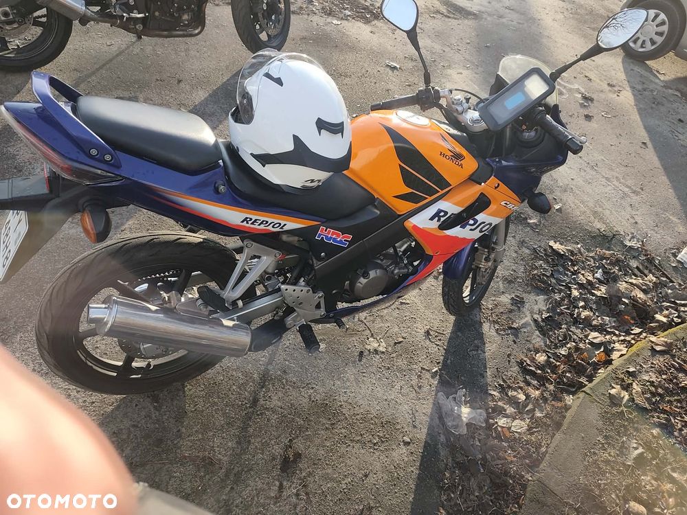 Honda CBR - 7