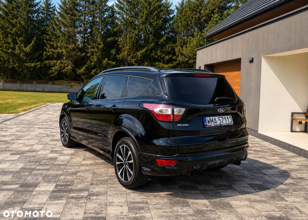 Ford Kuga - 2