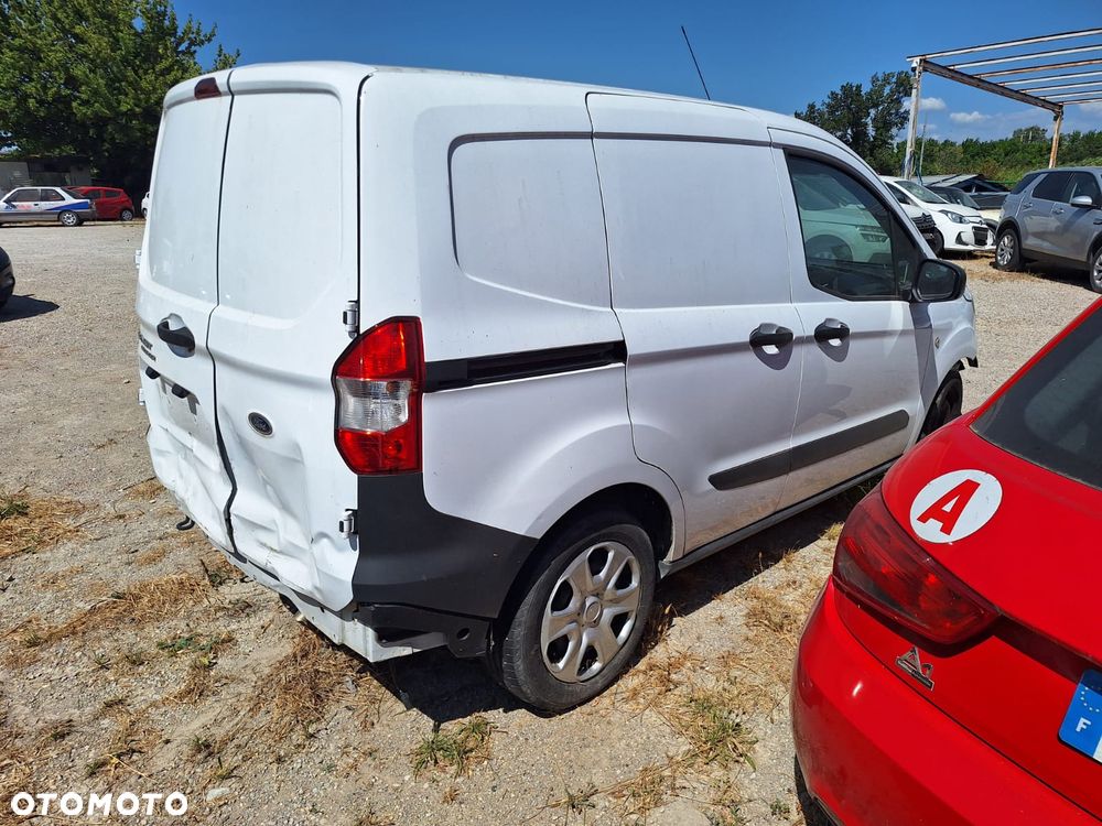 Ford Transit courier - 6