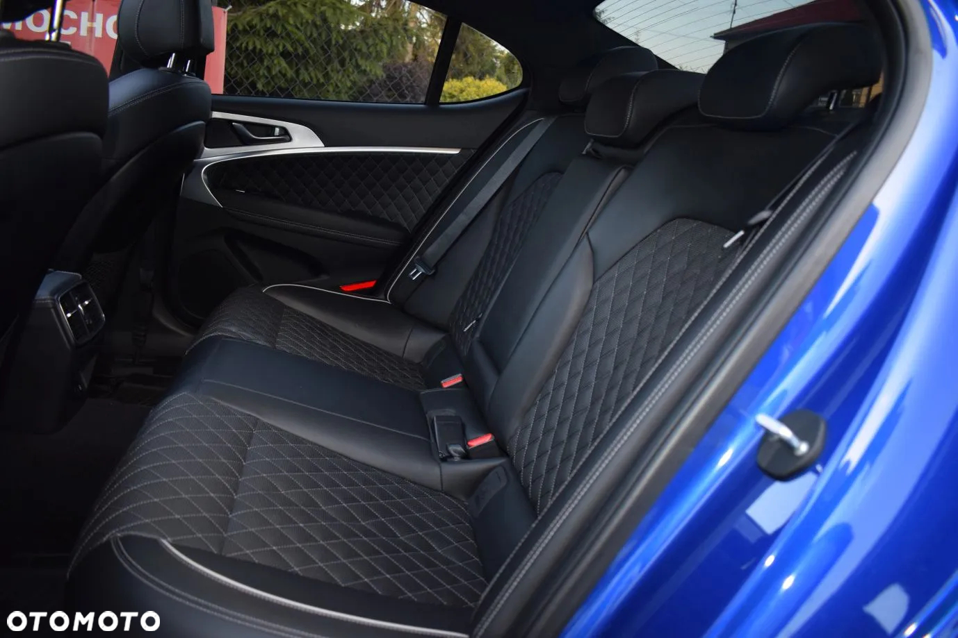 Genesis G70 - 15