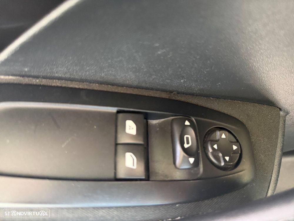 Peugeot 208 1.4 HDi Active - 10