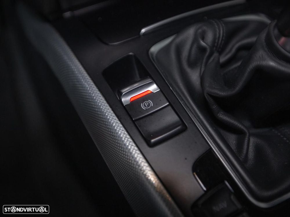 Audi A4 Avant - 16