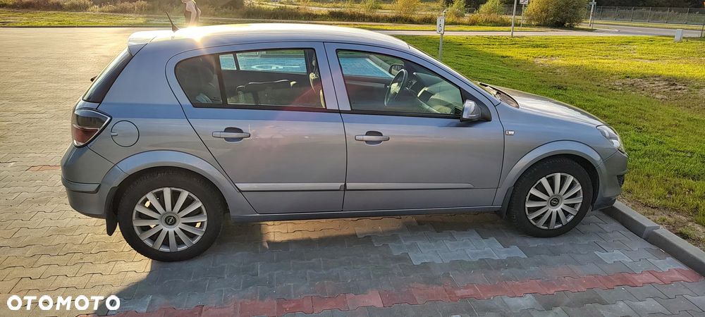 Opel Astra 1.6 Enjoy - 6
