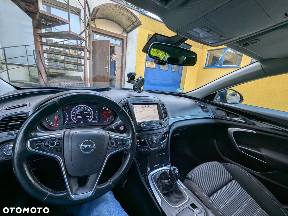 Opel Insignia - 13