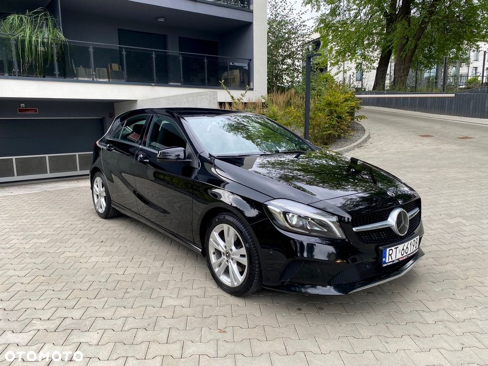 Mercedes-Benz Klasa A 200 (BlueEFFICIENCY) 7G-DCT Urban - 4