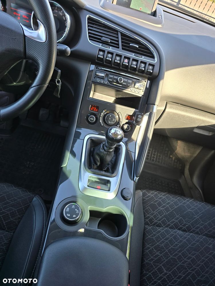 Peugeot 3008 HDi FAP 115 Allure - 10