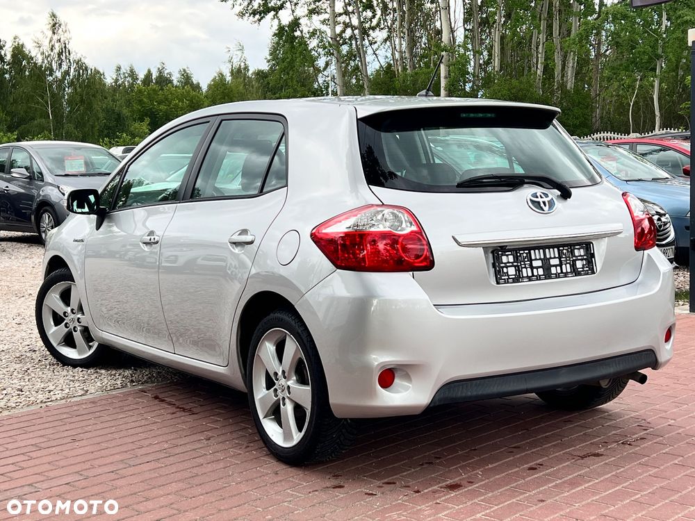 Toyota Auris - 4