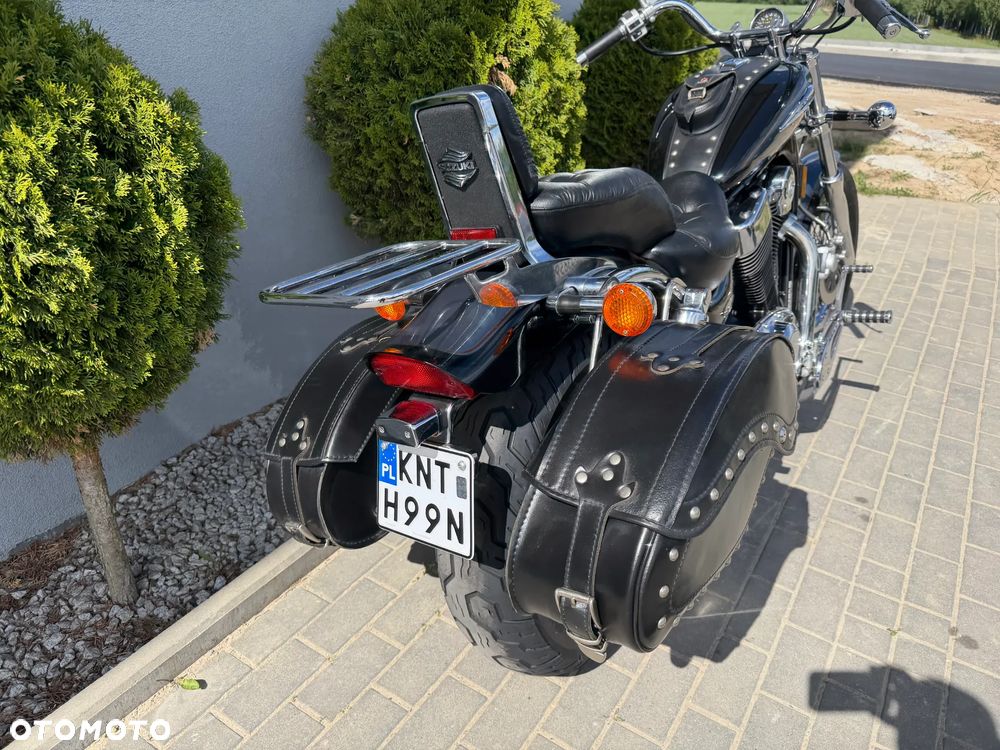 Suzuki Intruder - 21