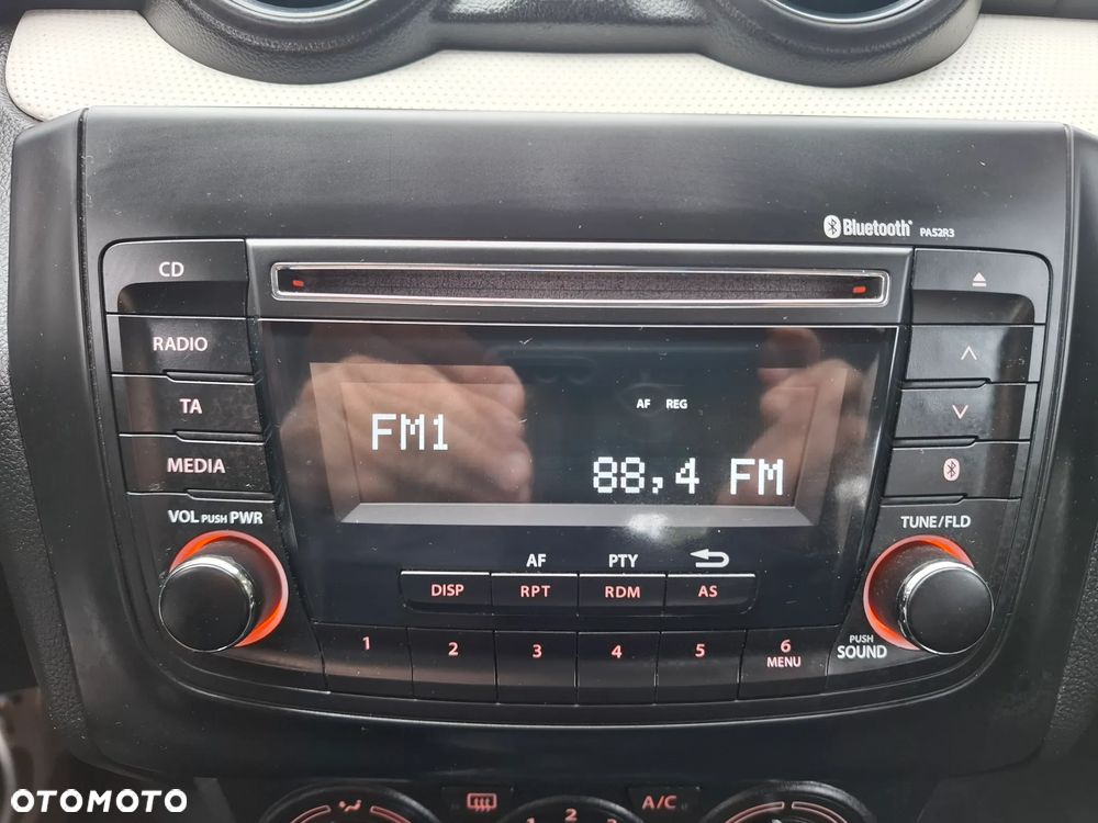 Suzuki Swift 1.2 Dualjet Hybrid Allgrip Comfort - 20