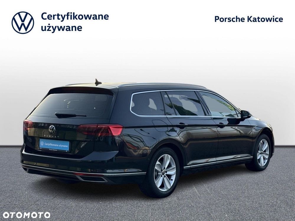 Volkswagen Passat Variant 2.0 TDI Elegance DSG - 6