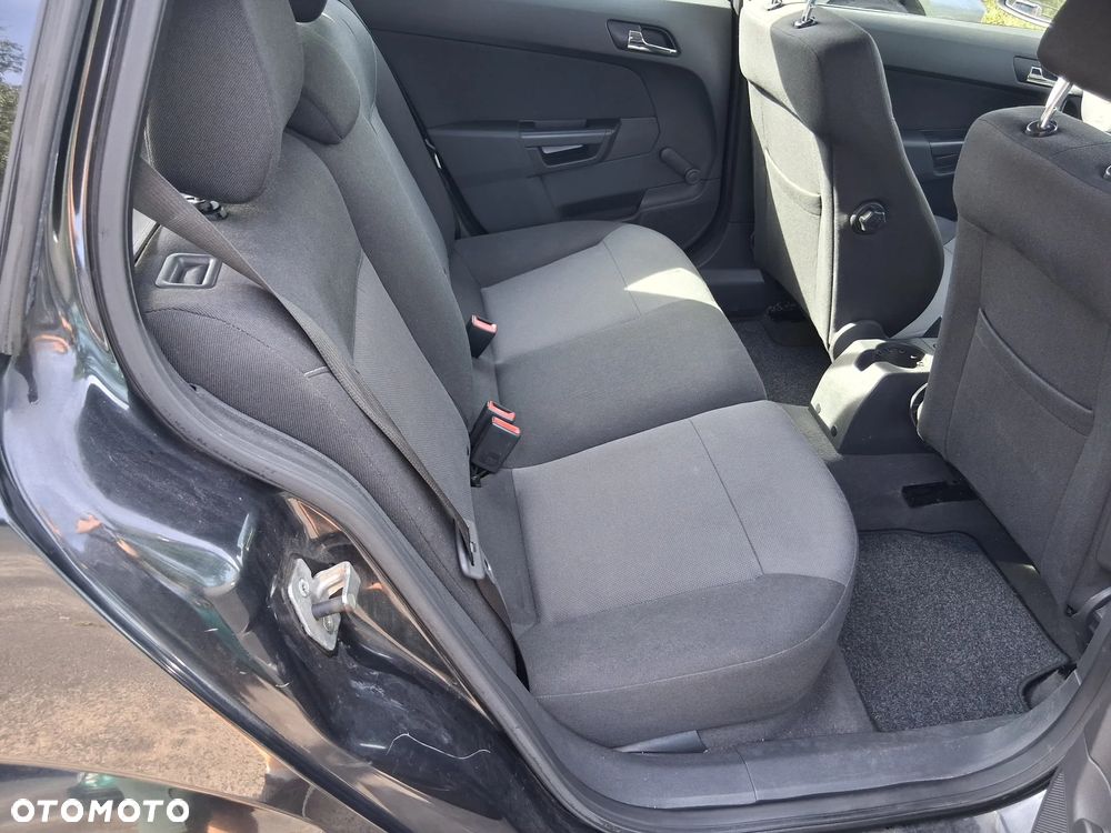 Opel Astra III 1.6 EU5 - 13