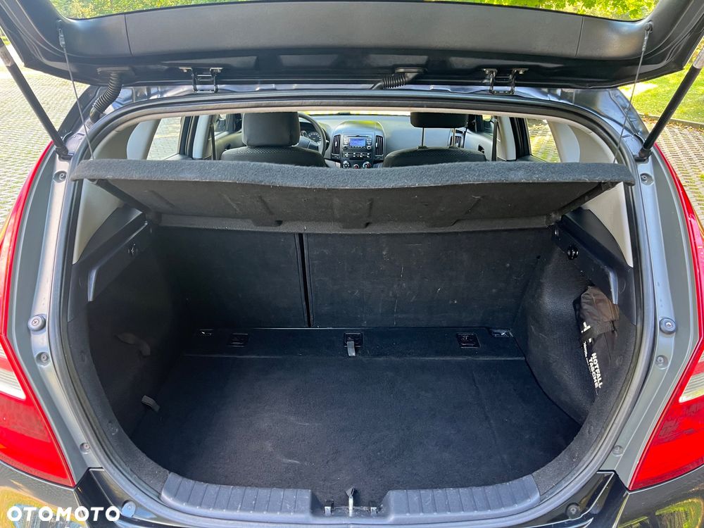 Hyundai i30 - 25