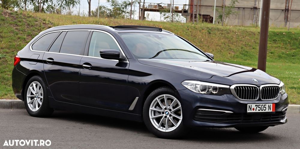 BMW Seria 5 520d Touring Aut. Luxury Line - 9