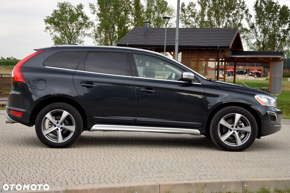 Volvo XC 60 D5 AWD RDesign - 9