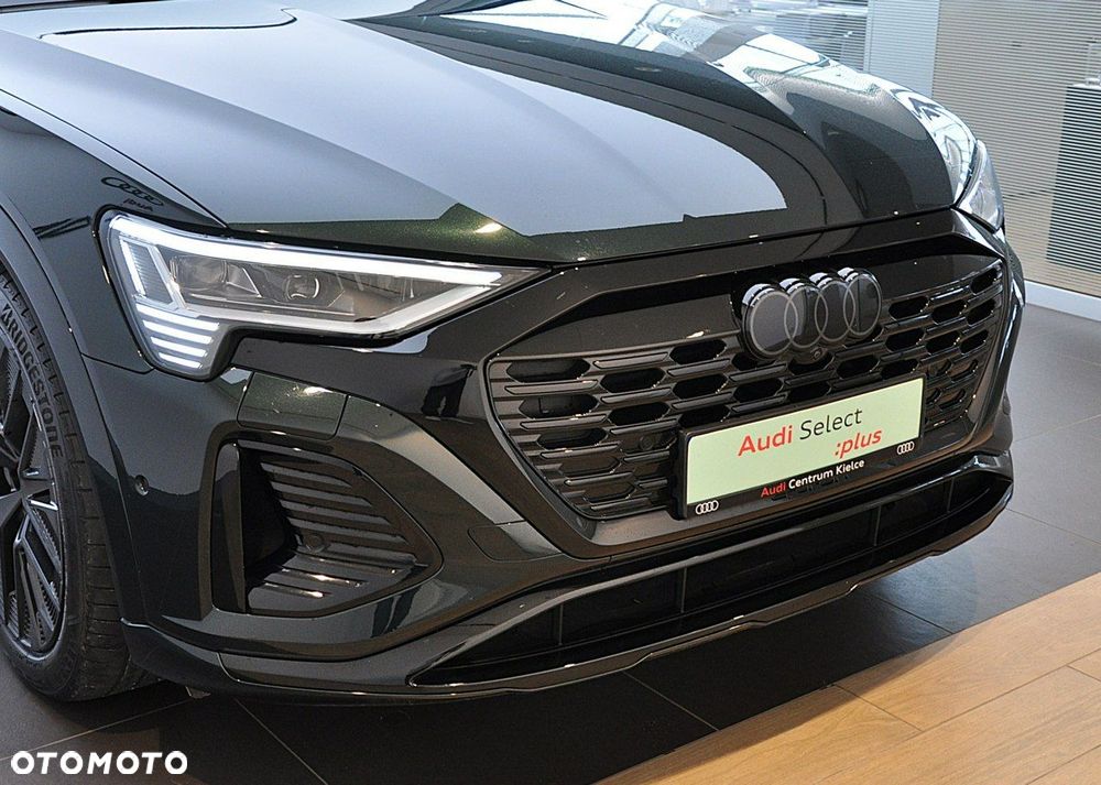 Audi Q8 - 8