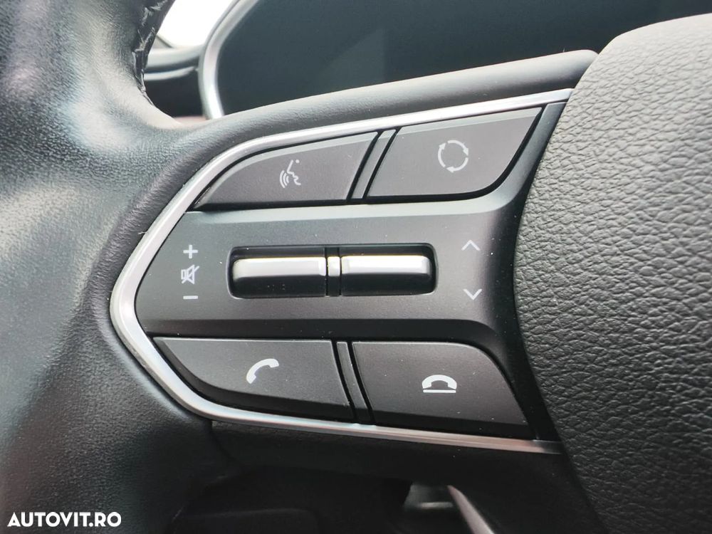 Hyundai Santa Fe 2.2 CRDi 4WD 8AT Luxury - 25