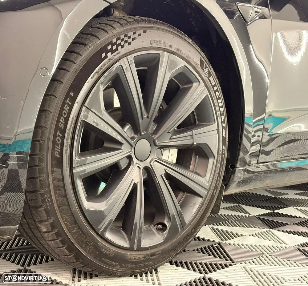 Tesla Model 3 Standard RWD Plus - 4