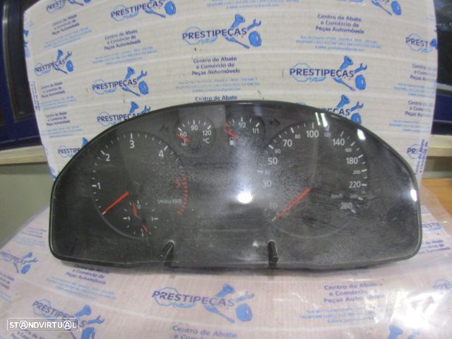 Quadrante 8D09198561A AUDI A4 1998 1.9TDI 110CV 5P CINZA KM/H DIGITAL - 1