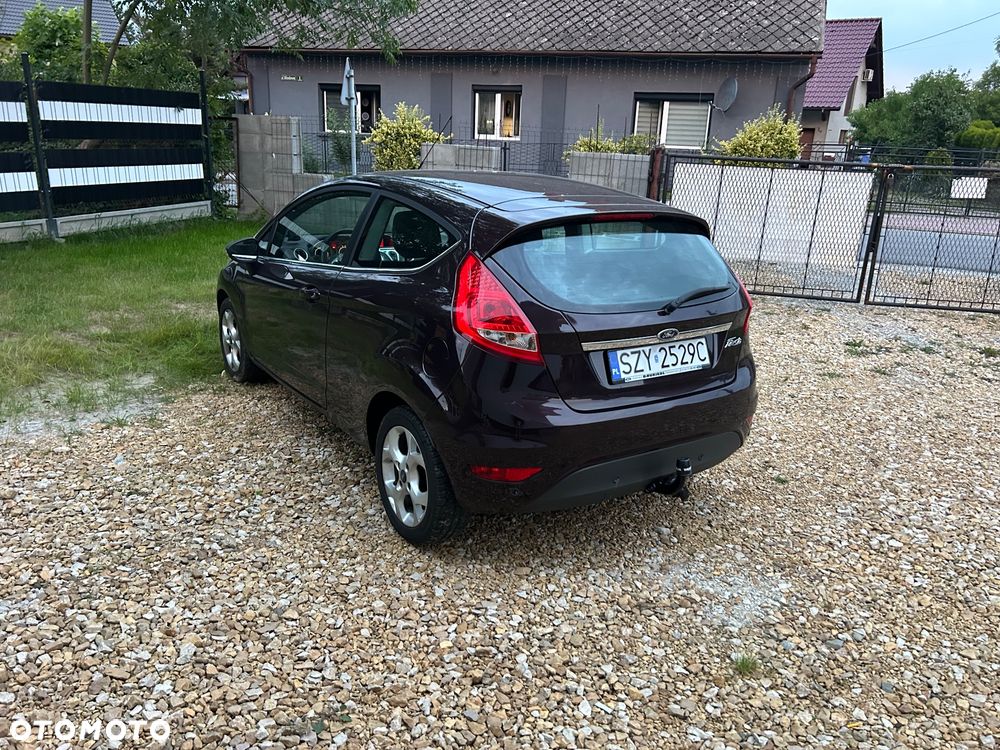 Ford Fiesta 1.25 Ghia - 36