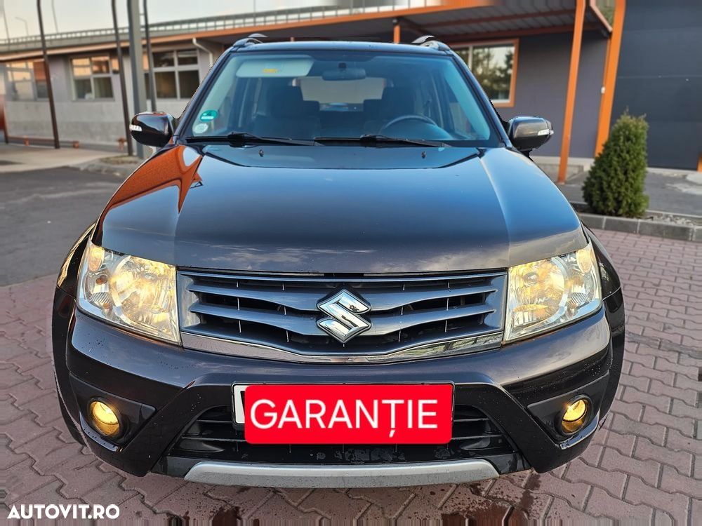 Suzuki Grand Vitara 1.9 DDiS Black&White DPF - 9