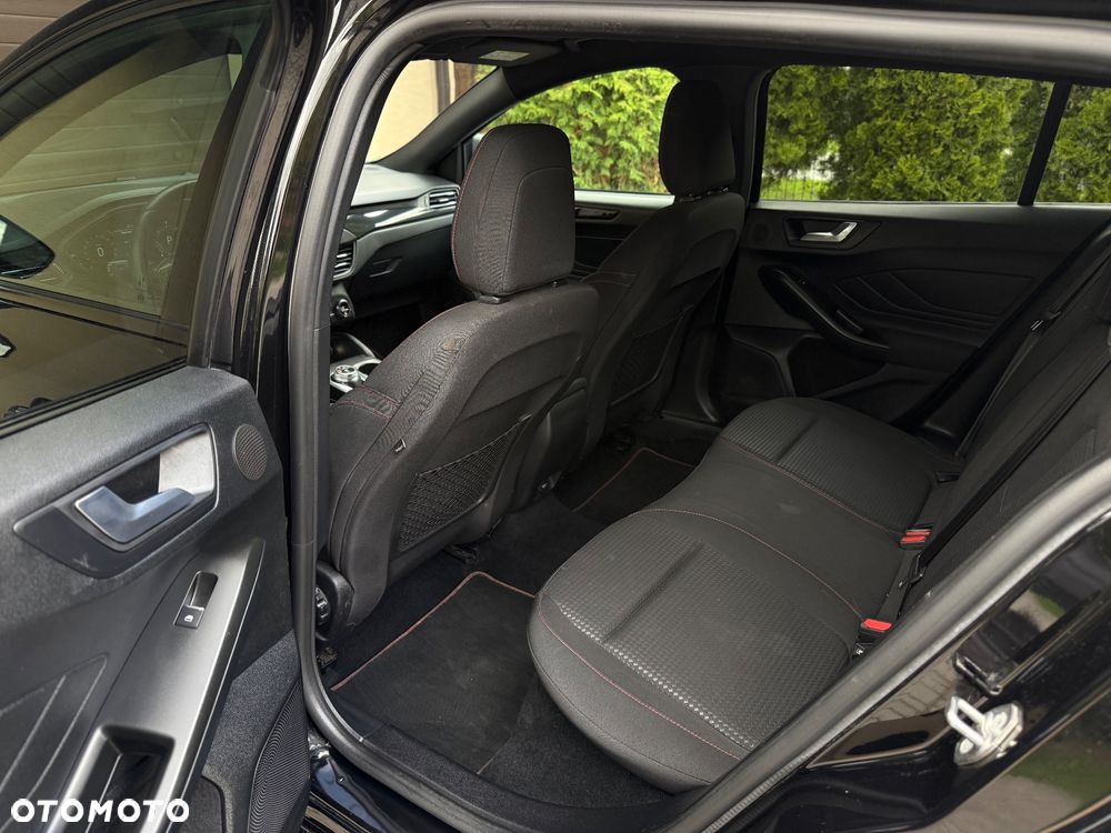Ford Focus 2.0 EcoBlue ST-Line - 26