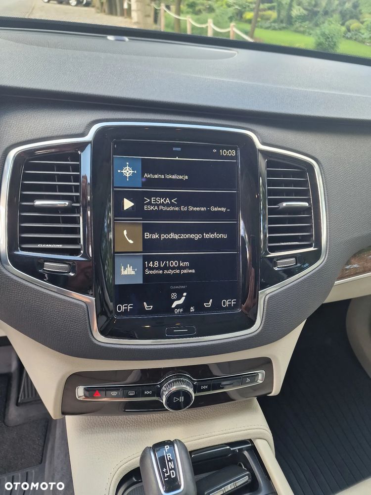 Volvo XC 90 - 20