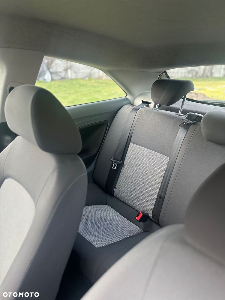 Seat Ibiza SC 1.4 16V Style - 10