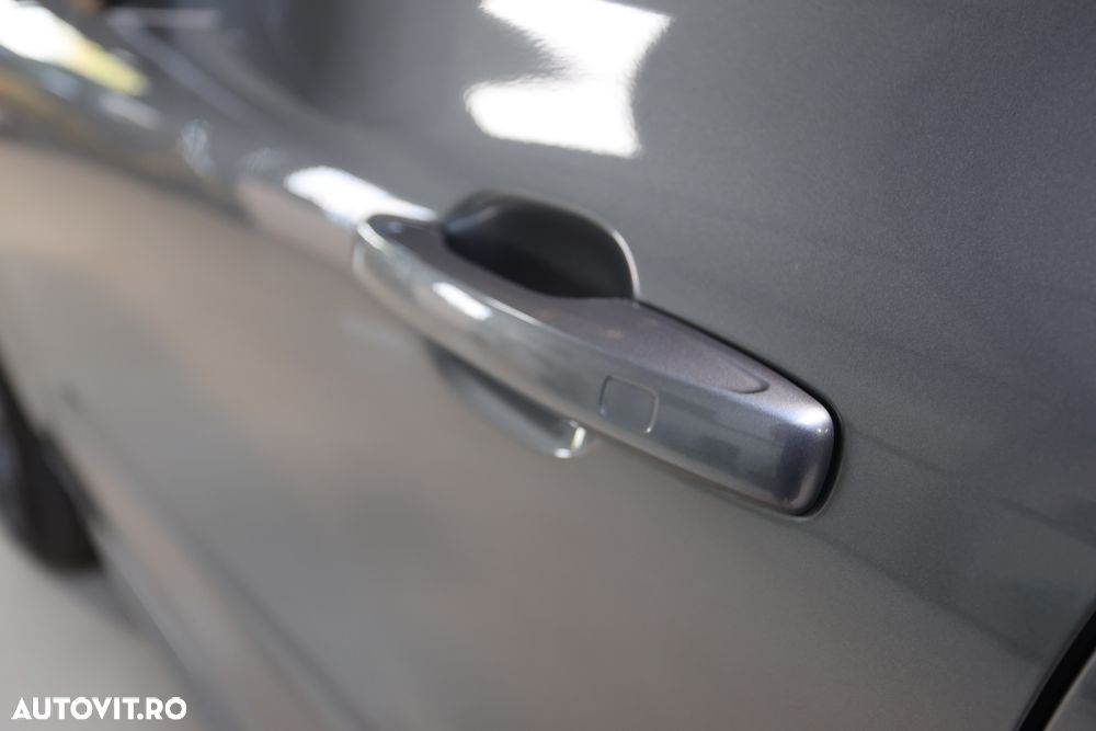 Volvo XC 60 T6 AWD Recharge Geartronic RDesign - 22