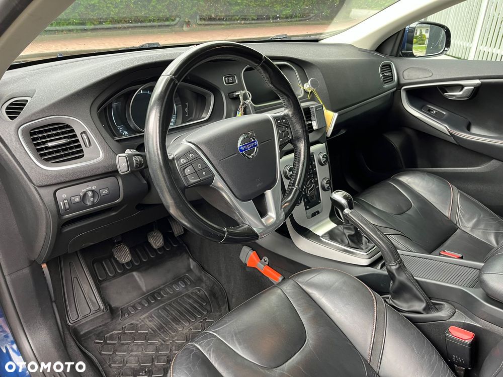 Volvo V40 D4 Drive-E Ocean Race - 18