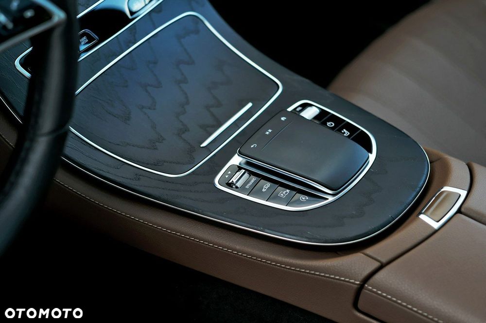Mercedes-Benz Klasa E 450 4-Matic All-Terrain Exclusive - 20