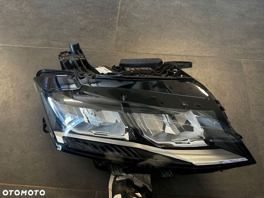 LAMPA PRAWA REFLEKTOR PRAWY FULL LED PEUGEOT 308 III 3 2021- 9851673580 - 1