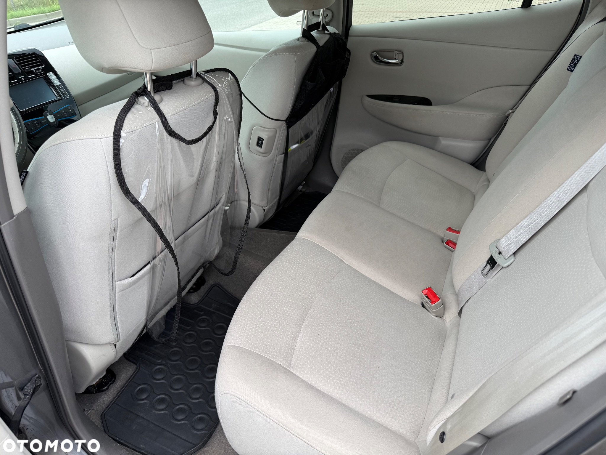 Nissan Leaf 24kWh Acenta - 16