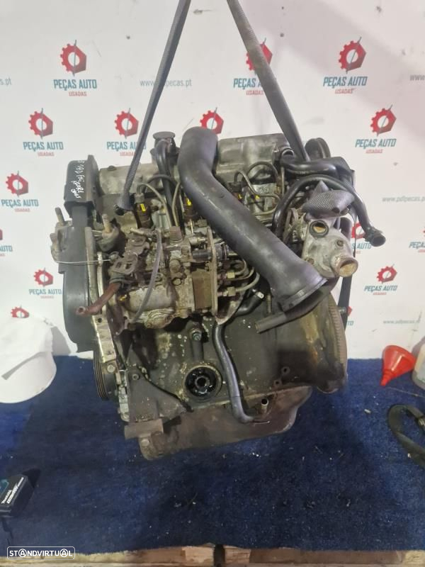 Motor Combustão Peugeot 205 Caixa - 3