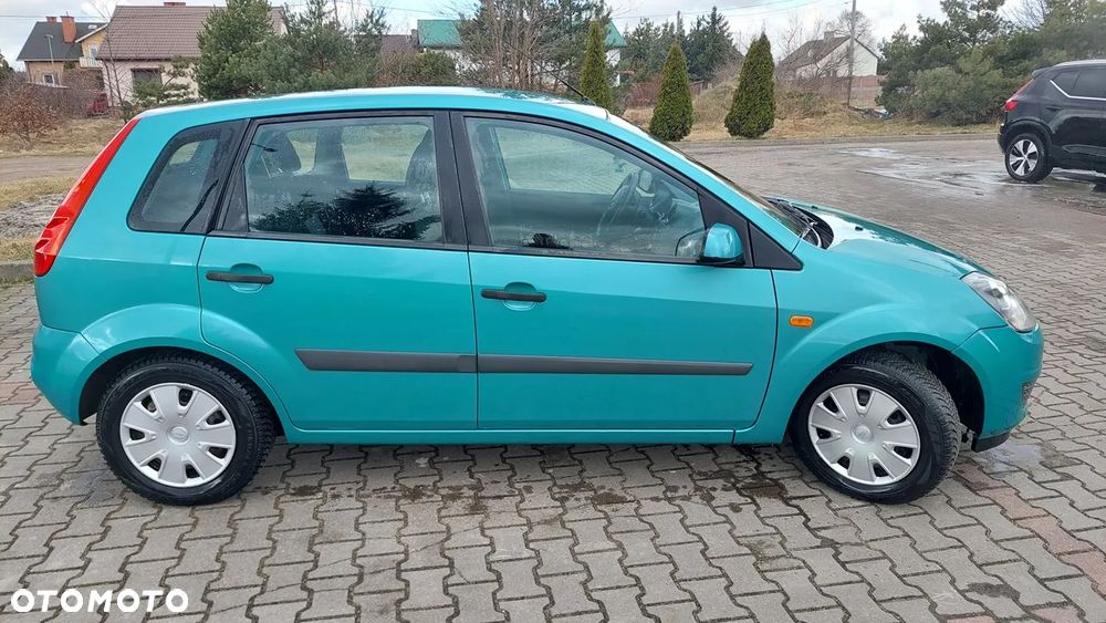 Ford Fiesta - 5
